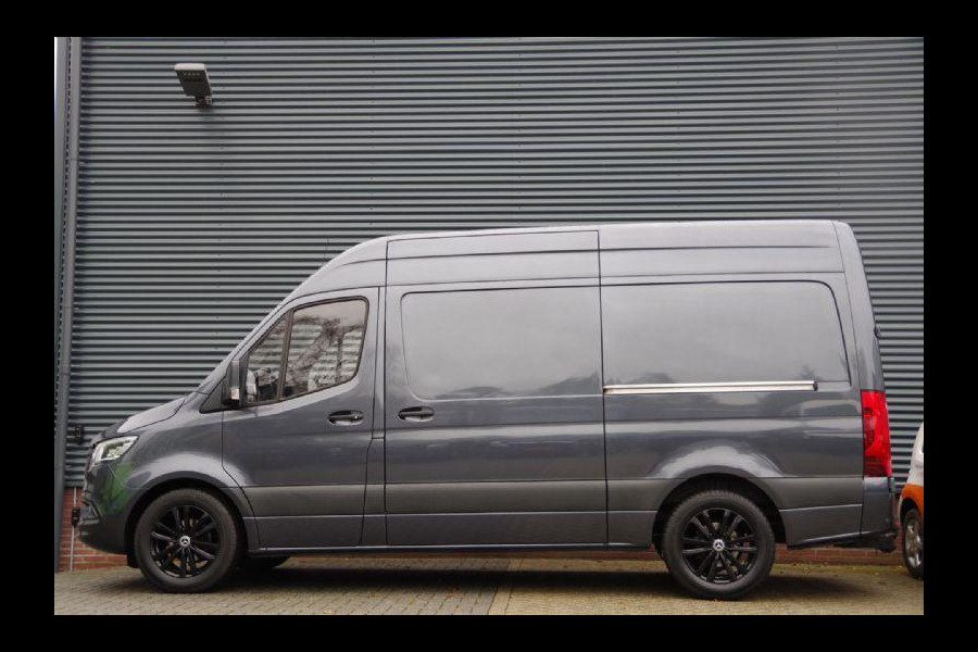 Mercedes-Benz Sprinter 319 3.0 CDI V6 L2H2 AUT. 2X SCHUIFDEUR, LED, MBUX 10'', 3.5T TREKHAAK, CAMERA, NAVI, CRUISE, CLIMA, PDC