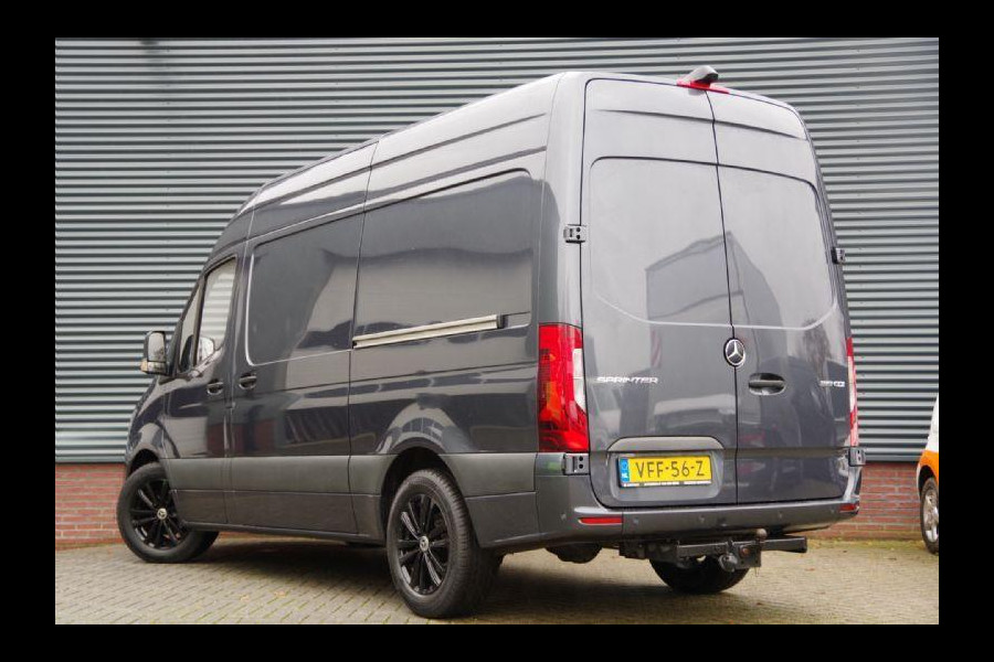 Mercedes-Benz Sprinter 319 3.0 CDI V6 L2H2 AUT. 2X SCHUIFDEUR, LED, MBUX 10'', 3.5T TREKHAAK, CAMERA, NAVI, CRUISE, CLIMA, PDC