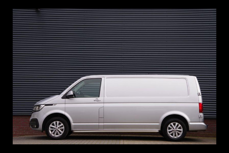 Volkswagen Transporter 2.0 TDI L2 Highline 150PK AUT. CAMERA, NAVI, CRUISE, AIRCO, APPLE CARPLAY, NL AUTO, NAP