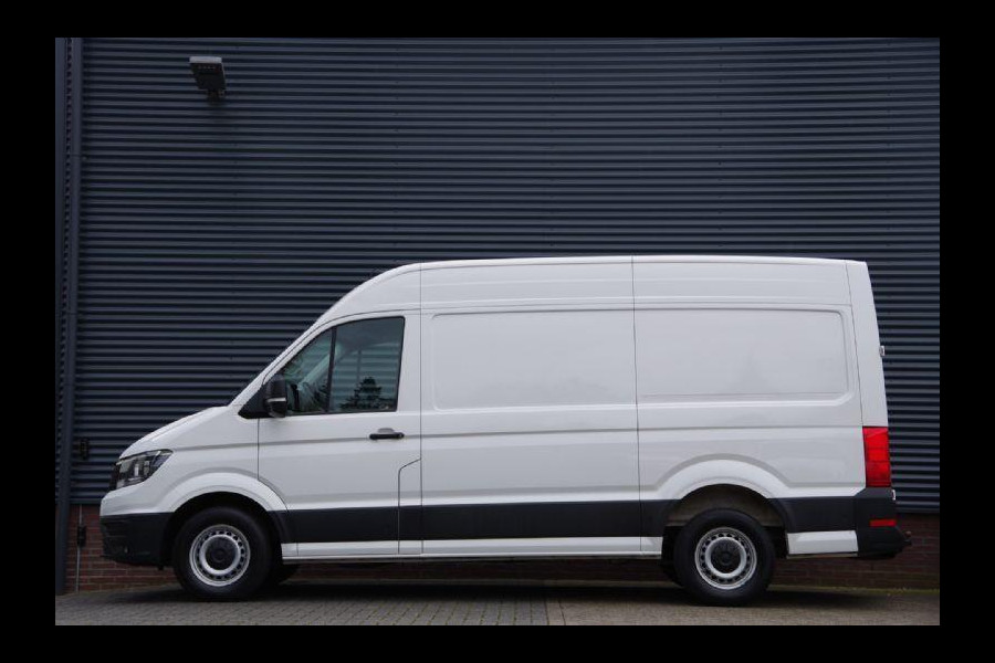 Volkswagen Crafter 35 2.0 TDI L3H3(L2H2) 140PK AUT. CAMERA, NAVI, CRUISE, DAB, TREKHAAK, AIRCO, PARKEERSENSOREN, APPLE CARPLAY, NL AUTO, NAP