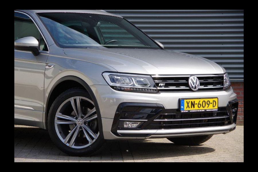 Volkswagen Tiguan 1.5 TSI ACT Highline Business R-Line AUT. PANO, LED, LEDER, ACC, VIRTUAL COCKPIT, NAVI, PARKEERSENSOREN, CLIMA, 19'' LMV, NL AUT