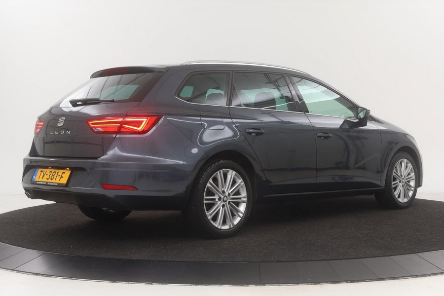 Seat Leon 1.5 TSI Xcellence Intens | 1e eigenaar | Carplay | Navigatie | Keyless | PDC | Climate control | DAB | Cruise control | Getint glas