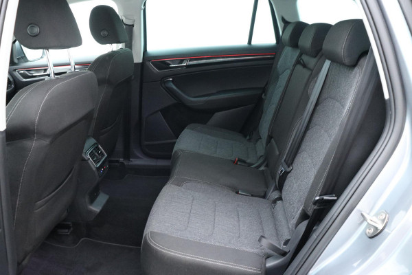 Škoda Kodiaq 1.5 TSI Style Sport Automaat (NAVI, STOELVERWARMING, DIGITALE COCKPIT, 360 CAMERA, 1e EIGENAAR, GOED ONDERHOUDEN)