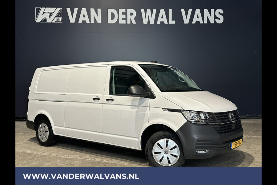 Volkswagen Transporter 2.0 TDI 150pk L2H1 Fabrieksgarantie Euro6 Airco | Trekhaak | Apple Carplay | Android Auto Parkeersensoren, Cruisecontrol