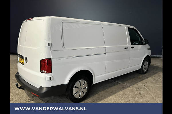 Volkswagen Transporter 2.0 TDI 150pk L2H1 Fabrieksgarantie Euro6 Airco | Trekhaak | Apple Carplay | Android Auto Parkeersensoren, Cruisecontrol