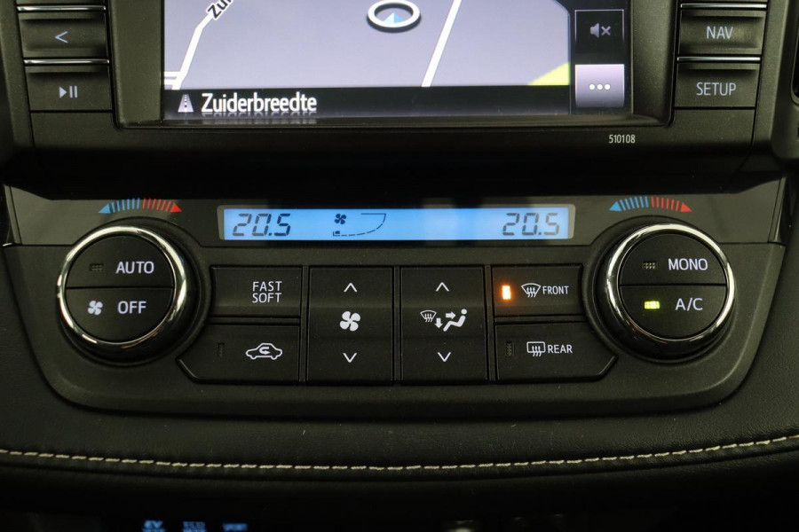 Toyota RAV4 2.5 Hybrid | Navigatie | Trekhaak | Camera | Bluetooth | Climate control | PDC | Cruise control