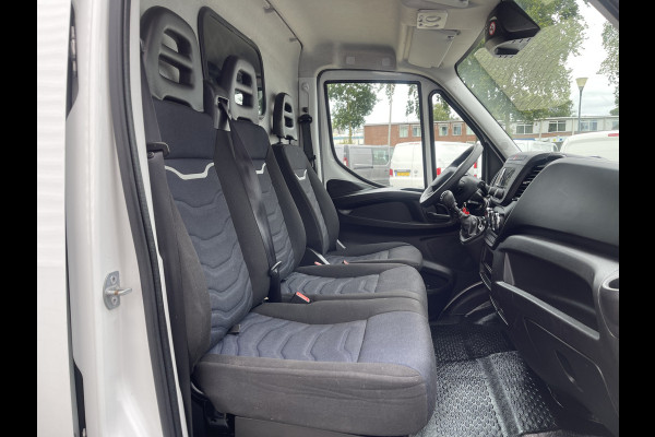 Iveco Daily 35S16V 2.3 L2H2 160pk / vaste prijs rijklaar € 27.950 ex btw / lease vanaf € 500 / climate control / mag 3500 kg trekken / 270 graden achterdeuren / euro 6 diesel !