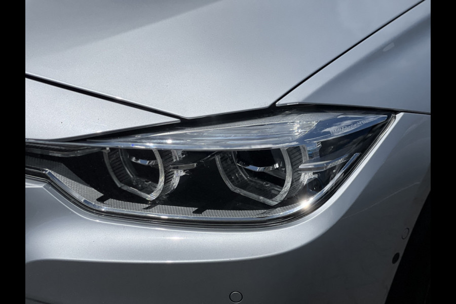BMW 3 Serie Touring 318i Edition M Sport Shadow High Executive | Navi | Camera | Premium LED | 19 inch