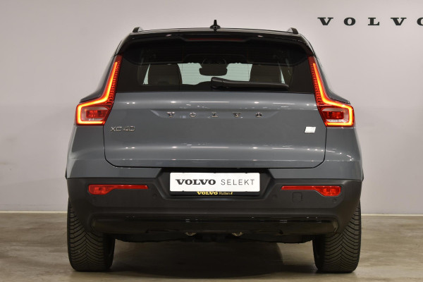 Volvo XC40 Recharge P8 AWD 408PK R-Design / Harman Kardon Premium Sound / El. stoelen / Warmtepomp / Camera achter