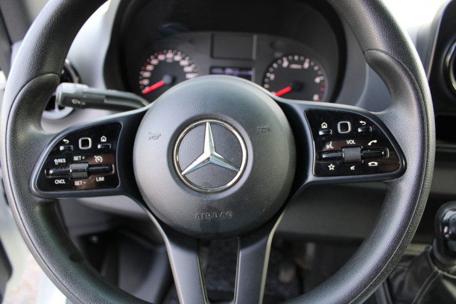 Mercedes-Benz Sprinter 214 CDI L1H1 MBUX met navigatie en camera, Trekhaak, Standkachel