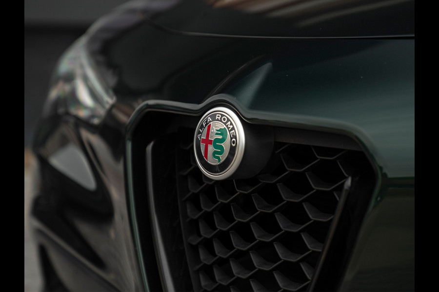 Alfa Romeo Stelvio 2.0T 280pk AWD Super | Veloce stoelen | Verde Visconti | Harman/Kardon | NL-auto