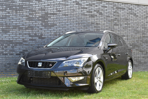 Seat León ST 1.4 EcoTSI FR Trekhaak Navigatie Fr-line stoelverwarming Pdc v-a