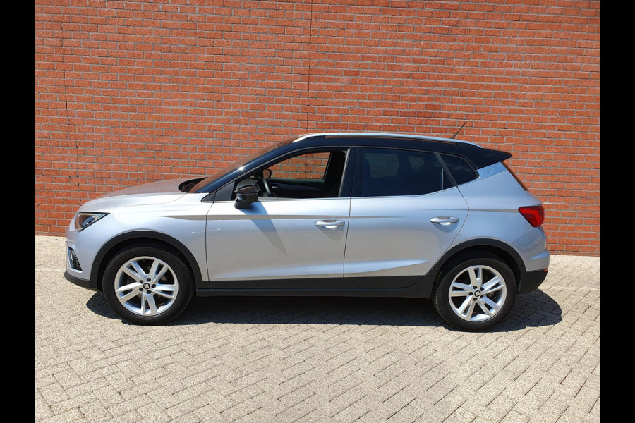 Seat Arona 1.0 TSI 110pk DSG FR Navigatie Apple Carplay/Android Auto Camera Parkeersensoren Adaptive Cruise Control Blind Spot Assist Stoelverwarming Ledverlichting Climate Control Getinte ramen