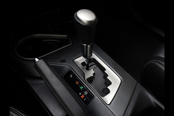 Toyota RAV4 2.0 VVT-i AWD Dynamic | Leder | Stoelverwarming | Trekhaak