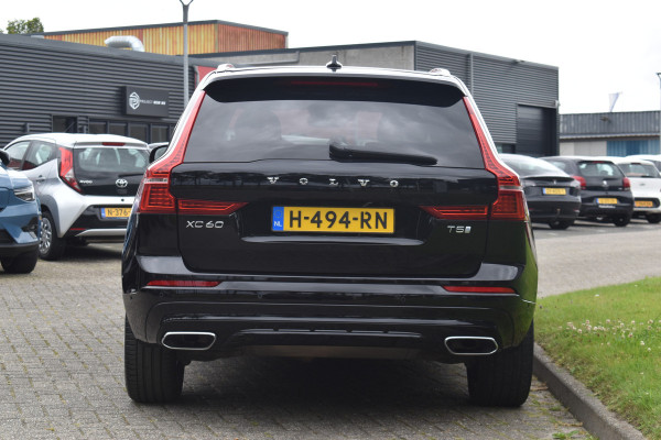 Volvo XC60 T5 250PK AWD R-Design | IntelliSafe Surround | Stoelverwarming voor + achter | Electronic Climate Control |