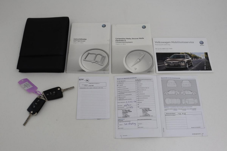 Volkswagen Golf Sportsvan 1.2 TSI Highline | 1e eigenaar | Navigatie | Bluetooth | DAB+ | Camera | Alcantara | PDC | Climate control