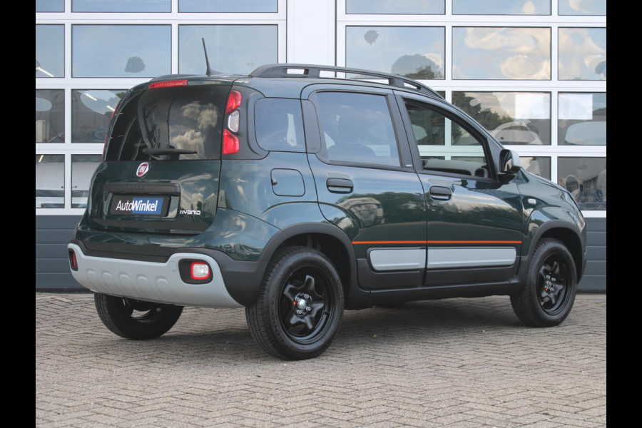 Fiat Panda Hybrid Garmin Cross | Clima | Priv. glass | Dakrails | 5-Persoons | Apple Carplay | Verde Foresta | Pack Garmin