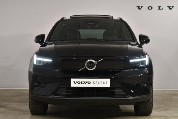 Volvo XC40 Recharge Ultimate 70 kWh / Panoramadak / Harman Kardon / Donker glas achter / Power Seats / Climate Pack / Trekhaak