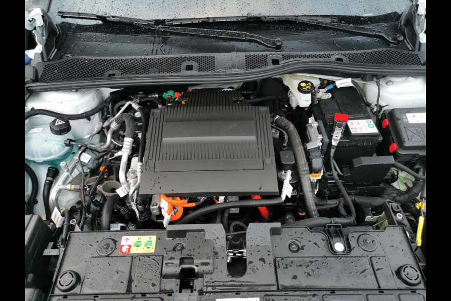 Citroën Ë-C4 Feel 50 kWh | Wordt verwacht | Stoelverwarming | DAB Financial Lease € 335- per maand