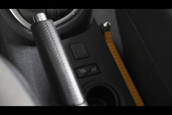 Renault Captur TCe 90 Intens | Trekhaak | Camera | Navigatie | Parkeersensoren