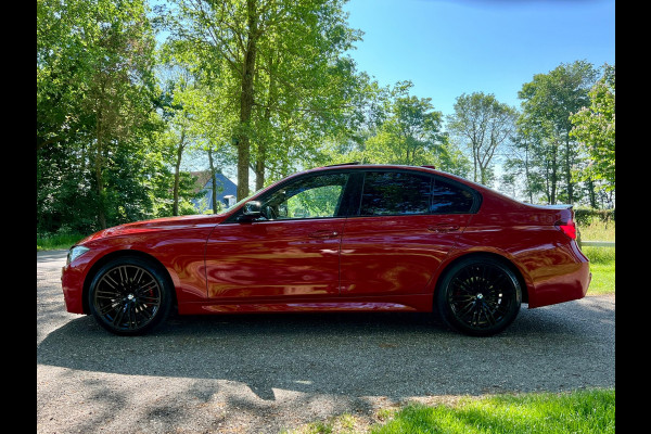 BMW 3 Serie 318i Edition M Sport Shadow High Executive