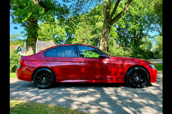 BMW 3 Serie 318i Edition M Sport Shadow High Executive