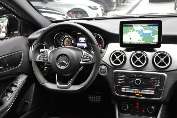 Mercedes-Benz GLA 200 Aut. AMG Edition Panorama Leer Camera