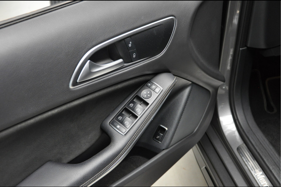 Mercedes-Benz GLA 200 Aut. AMG Edition Panorama Leer Camera