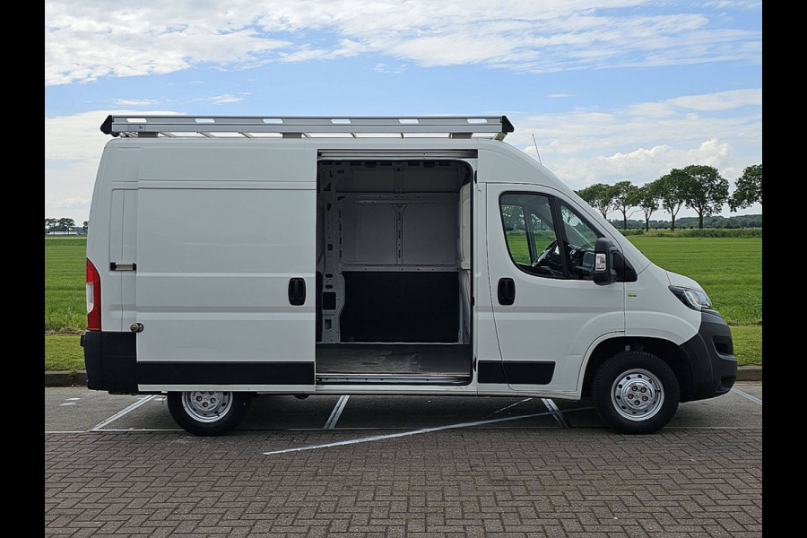 Peugeot Boxer 2.2 BlueHDi 120 L2H2