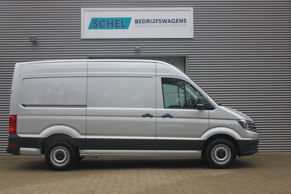 Volkswagen Crafter 35 2.0 TDI L3H3 177pk - LED koplampen - Navigatie - Geveerde stoel - Cruise - Camera - DAB - Parkeersensoren - Rijklaar