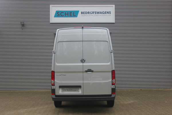 Volkswagen Crafter 35 2.0 TDI L3H3 177pk - LED koplampen - Navigatie - Geveerde stoel - Cruise - Camera - DAB - Parkeersensoren - Rijklaar