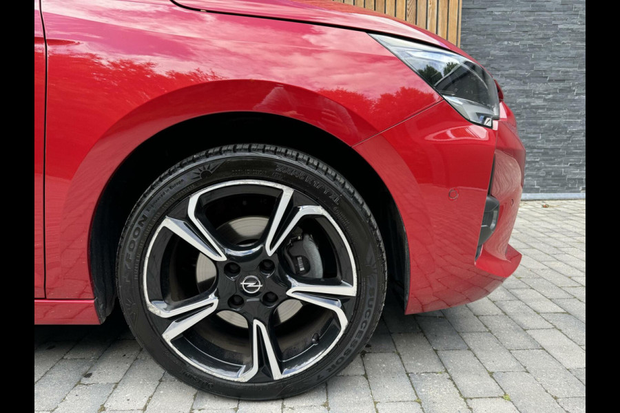 Opel Corsa 1.2 GS-line 101pk | Apple CarPlay | Stoelverwarming en stuurverwarming | Achteruitrijcamera | Zwart dak | 17 inch lichtmetalen v