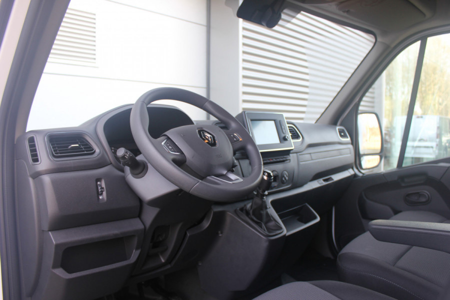 Renault Master T35 2.3 dCi 180pk L2H2 Work Edition - 2x Schuifdeur - Navigatie - Camera - Trekhaak - Parkeersensoren - Allseason - Rijklaar
