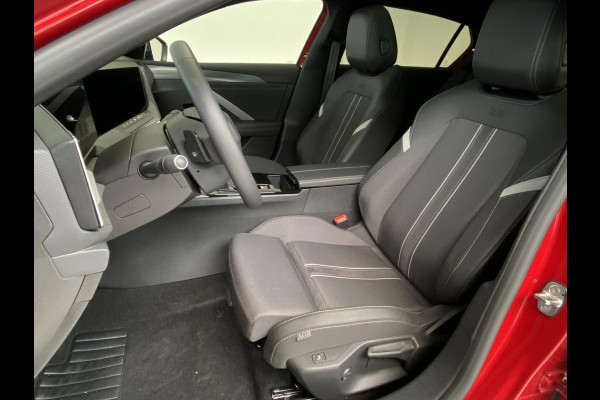Opel Astra 1.6 TURBO Hybrid 180pk Level 4 (GS) | Ultimate pack | Navigatie Pro | Adaptive LED | Climate Control met Intelli-Air | Head-up Display |  Panorama Schuif/kantel dak | Winter Pack | 7,4 kW boordlader |