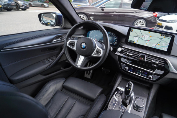 BMW 5 Serie 530e High Executive | M-pakket | M-stoelen | Sfeerverlichting | Schuifdak | 360 cam | Adaptieve Cruise | Applecarplay