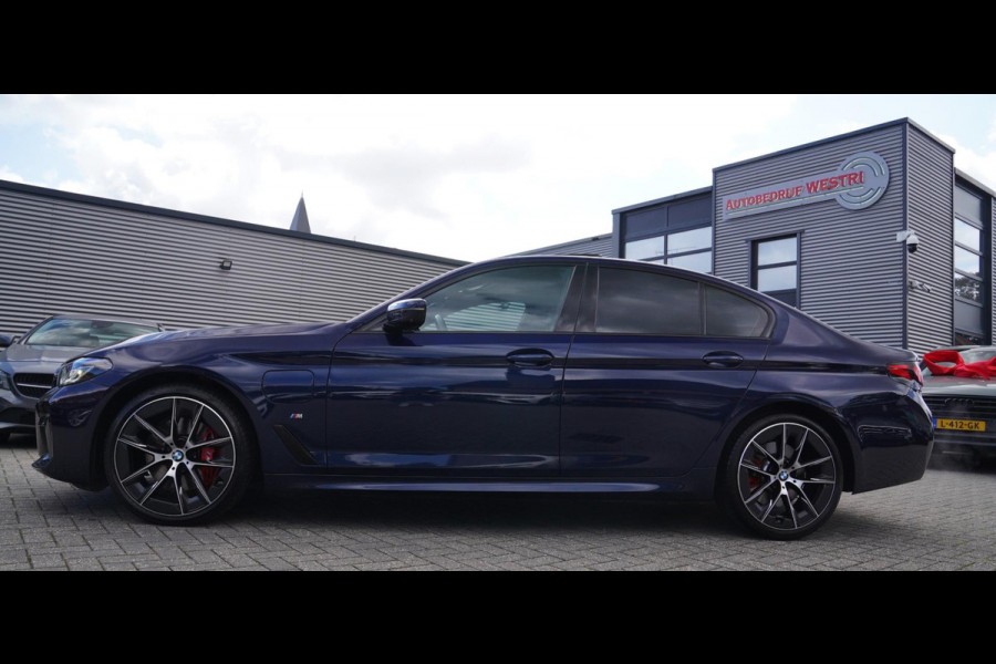 BMW 5 Serie 530e High Executive | M-pakket | M-stoelen | Sfeerverlichting | Schuifdak | 360 cam | Adaptieve Cruise | Applecarplay