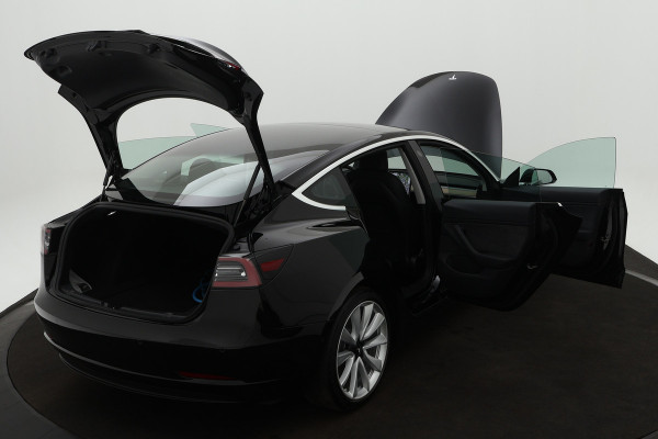 Tesla Model 3 Long Range 75 kWh Dual Motor | 351 PK | Pano dak | Dual Motor | Long Range | 351 PK | Pano dak |