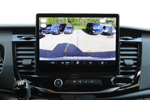 Ford Transit 350 2.0 TDCI 130pk L2H2 DC Trend - Carplay - Android - Navigatie - DAB - Camera - Rijklaar