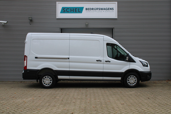 Ford Transit 350 2.0 TDCI L3H2 Trend 170pk Trend - Navigatie - Blind Spot - Adaptive cruise - Camera - 270gr deuren - Trekhaak - Rijklaar