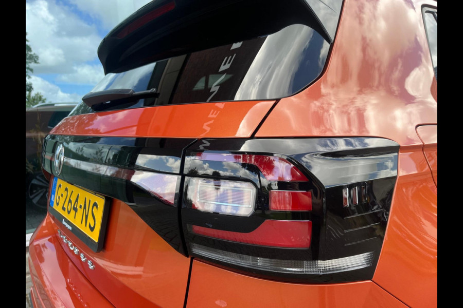 Volkswagen T-Cross 1.0 TSI Style R-Line - Navi - V-Cockpit - LED - Climate - Camera - Org.NL