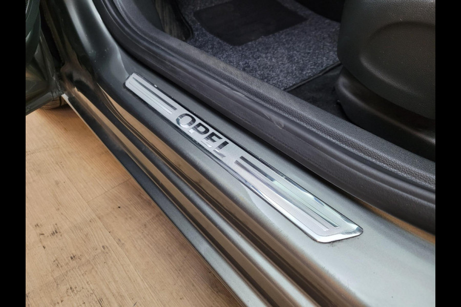 Opel Astra Sports Tourer 1.0 Turbo 120 Jaar Edition | Parkeercamera | Clima | Parkeersensoren V+A | Navi | DAB+ | Incl. btw auto