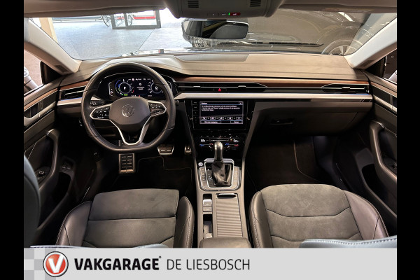 Volkswagen Arteon Shooting Brake 1.4 TSI eHybrid Elegance / Panorama-dak / Led / stoel massage / camera