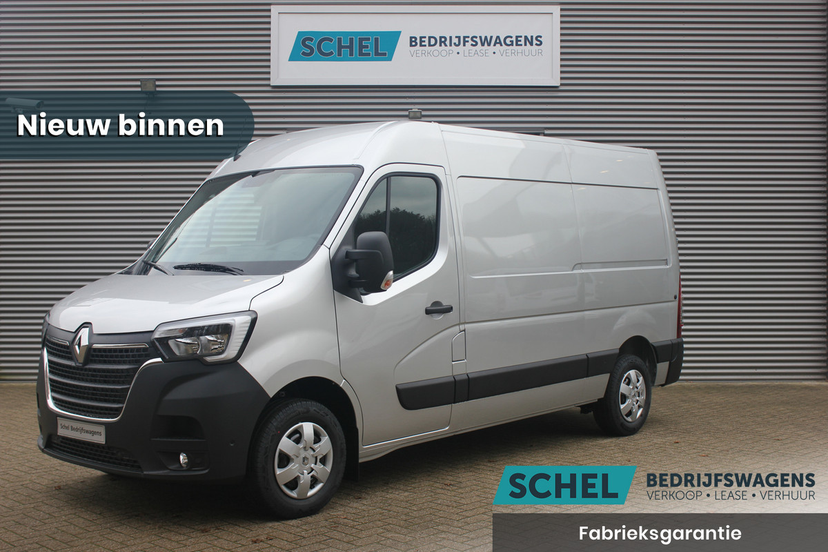 Renault Master T35 2.3 dCi 180pk L2H2 Work Edition - Navigatie - Camera - Trekhaak - Parkeersensoren - 270gr deuren - Allseason - Rijklaar