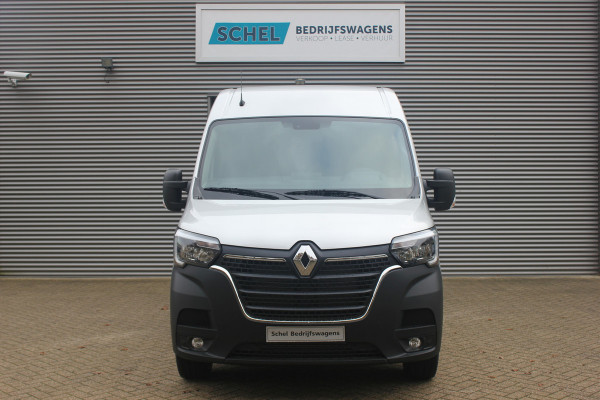 Renault Master T35 2.3 dCi 180pk L2H2 Work Edition - Navigatie - Camera - Trekhaak - Parkeersensoren - 270gr deuren - Allseason - Rijklaar