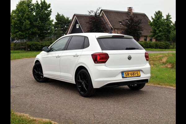 Volkswagen Polo 1.0 TSI Comfortline | Apple Carplay | Cruise Control | Navi | 17 Inch |