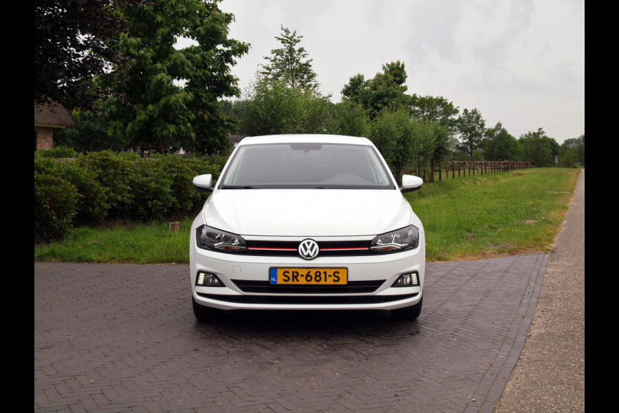 Volkswagen Polo 1.0 TSI Comfortline | Apple Carplay | Cruise Control | Navi | 17 Inch |