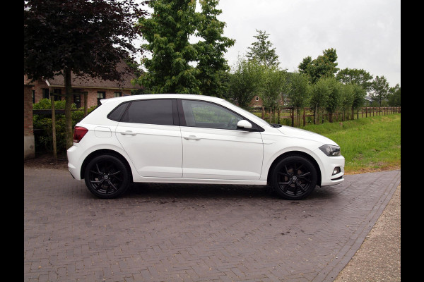 Volkswagen Polo 1.0 TSI Comfortline | Apple Carplay | Cruise Control | Navi | 17 Inch |