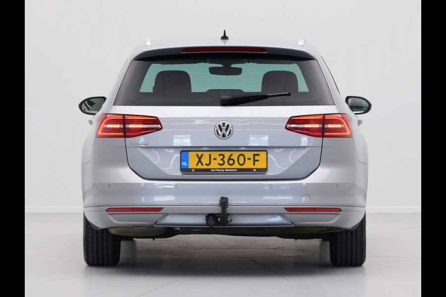 Volkswagen Passat Variant 1.4 TSI 125pk DSG Comfortline Business Navigatie Trekhaak Pdc Acc Getint Glas 136