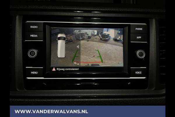 Volkswagen Crafter 2.0 TDI 177pk L4H3 L3H2 Euro6 Airco | Camera | Adaptive Cruisecontrol Trekhaak 3000kg, Parkeersensoren, Stoelverwarming, Apple Carplay, Android Auto, Bijrijdersbank