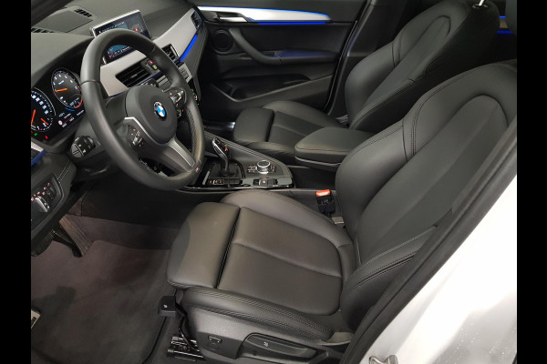 BMW X1 sDrive18i Steptronic M-Sport Executive | Lederen Bekleding | Navigatie | Climate Control | Camera | Parkeer Sensoren